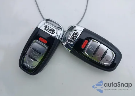 2015 Audi A8 3.0T z USA, uszkodzony, nr VIN WAUJGAFD7FN033845